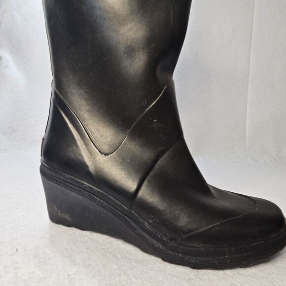 MICHAEL KORS Black Wedge Rain boots Sz 6 - Picture 3 of 9